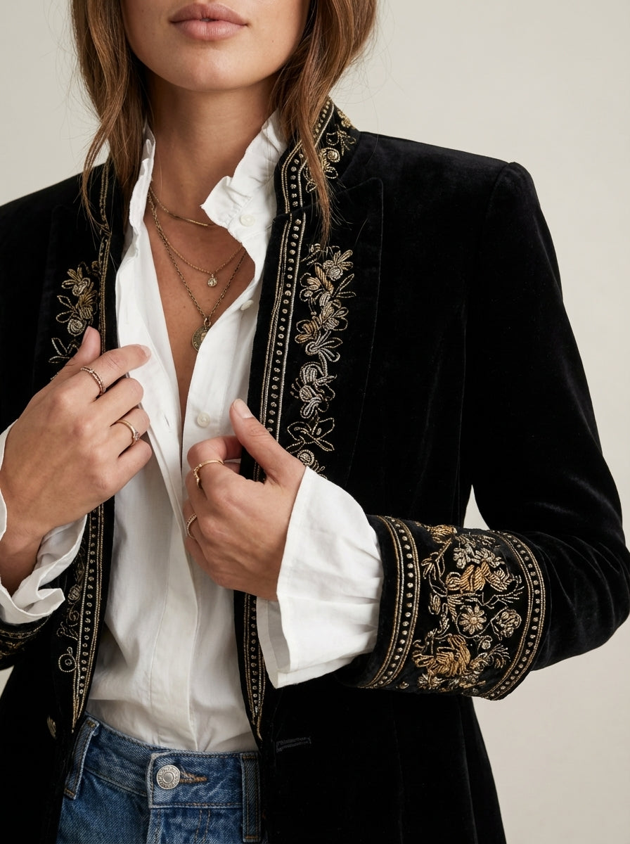 Nuria | Elegant Velvet Jacket